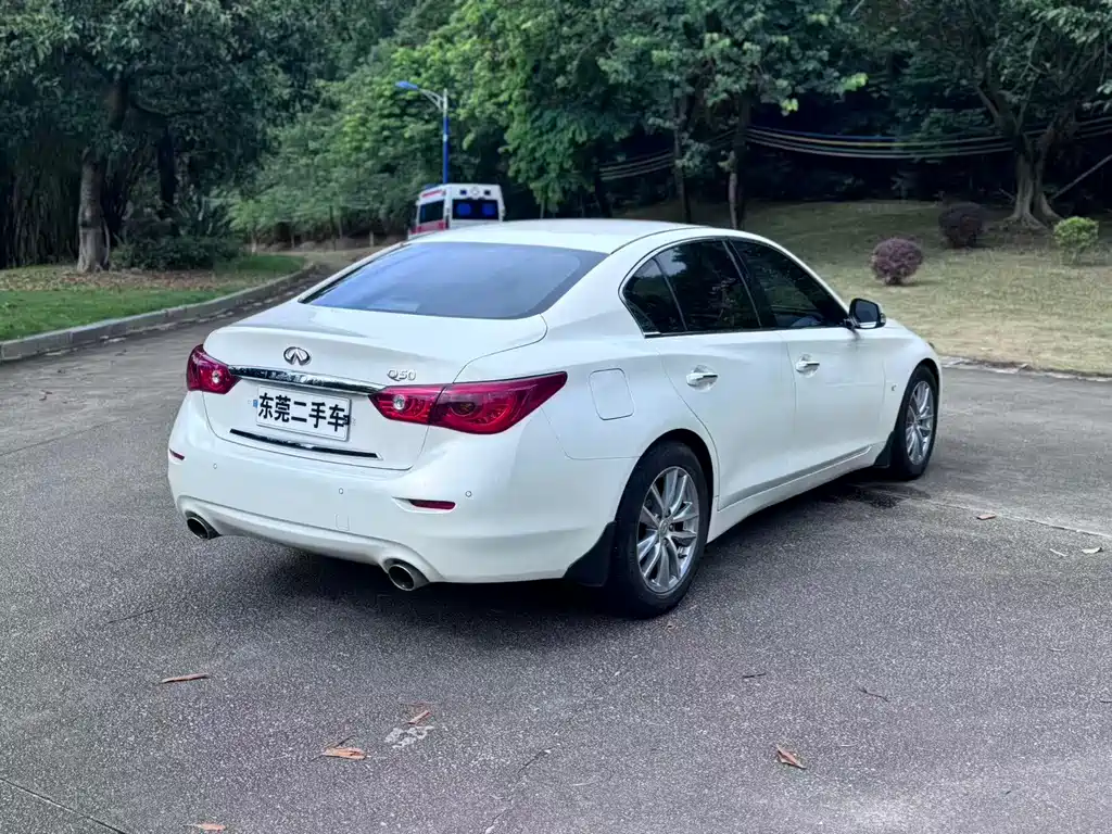 Infiniti Q50 — миниатюра 15