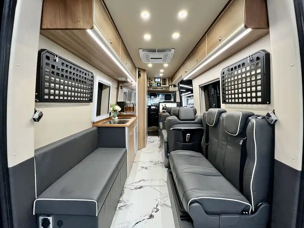 Mercedes-Benz Sprinter — миниатюра 12