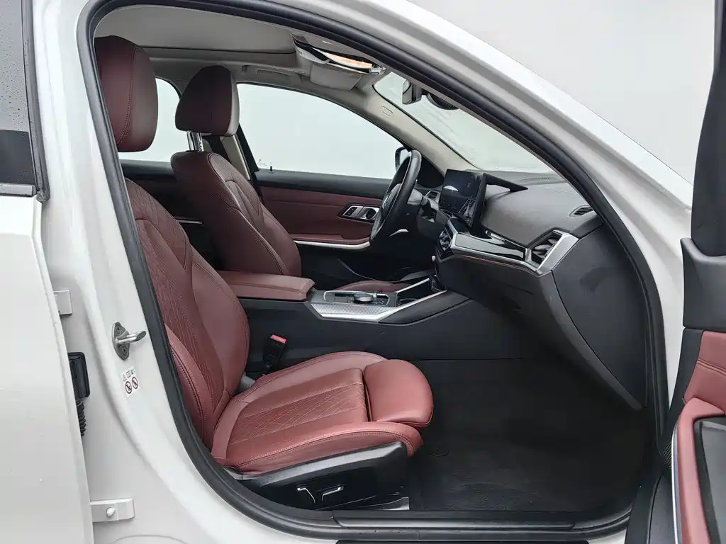 BMW i3 — миниатюра 23