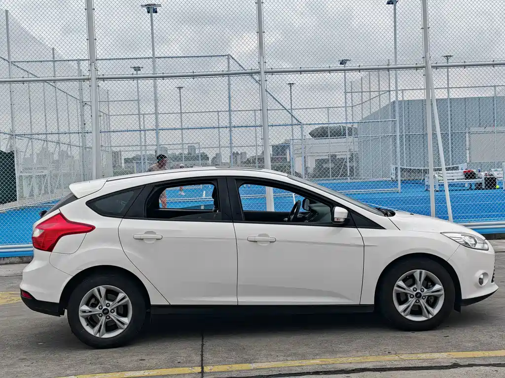 Ford Focus — миниатюра 4