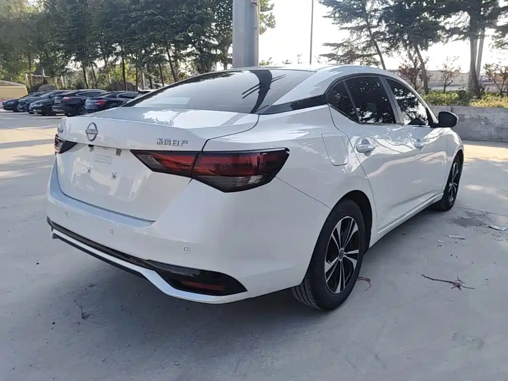 Nissan Sylphy — миниатюра 7