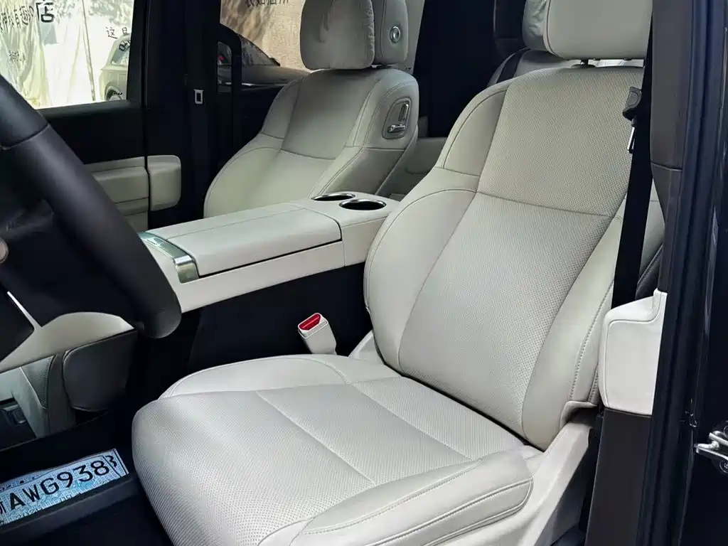 Li Auto Li MEGA — миниатюра 10