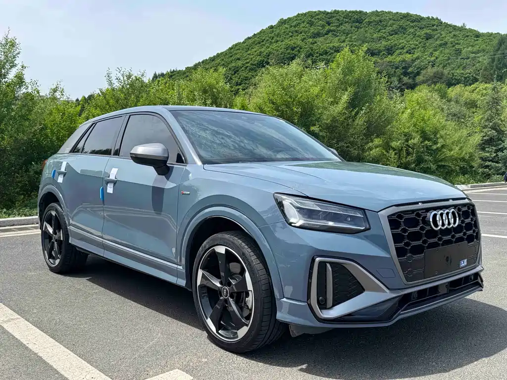 Audi Q2L — миниатюра 3