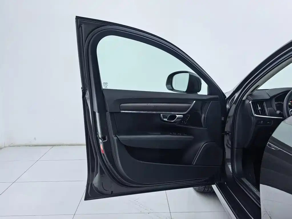 Volvo V90 — миниатюра 25