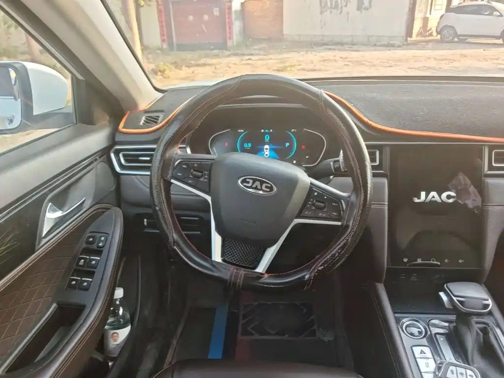 JAC A5 — миниатюра 11