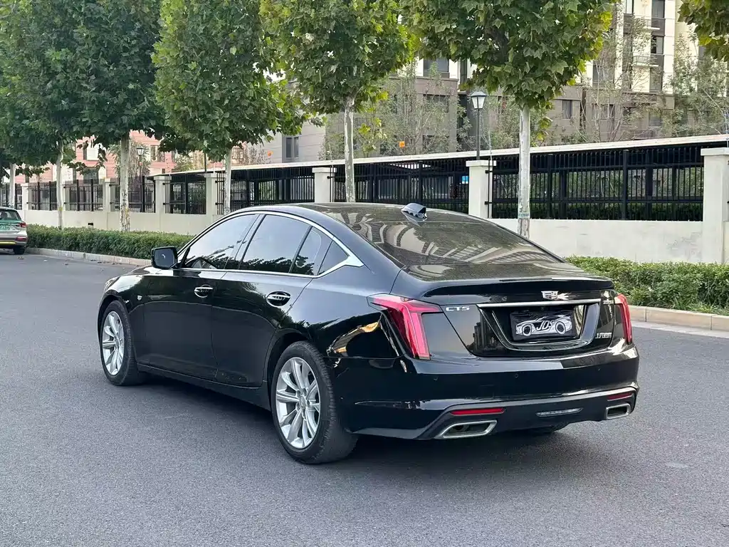Cadillac CT5 — миниатюра 9