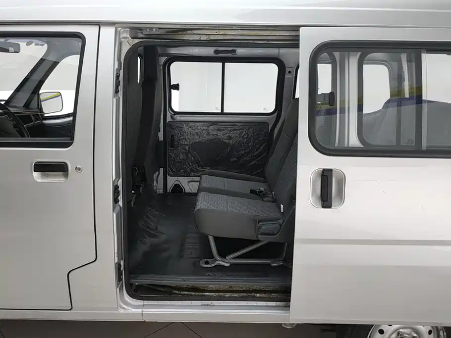 Wuling Zhiguang — миниатюра 11
