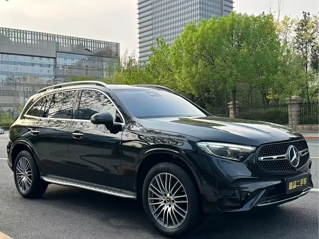 Mercedes-Benz GLC 2023 GLC 300 L 4MATIC 7 мест