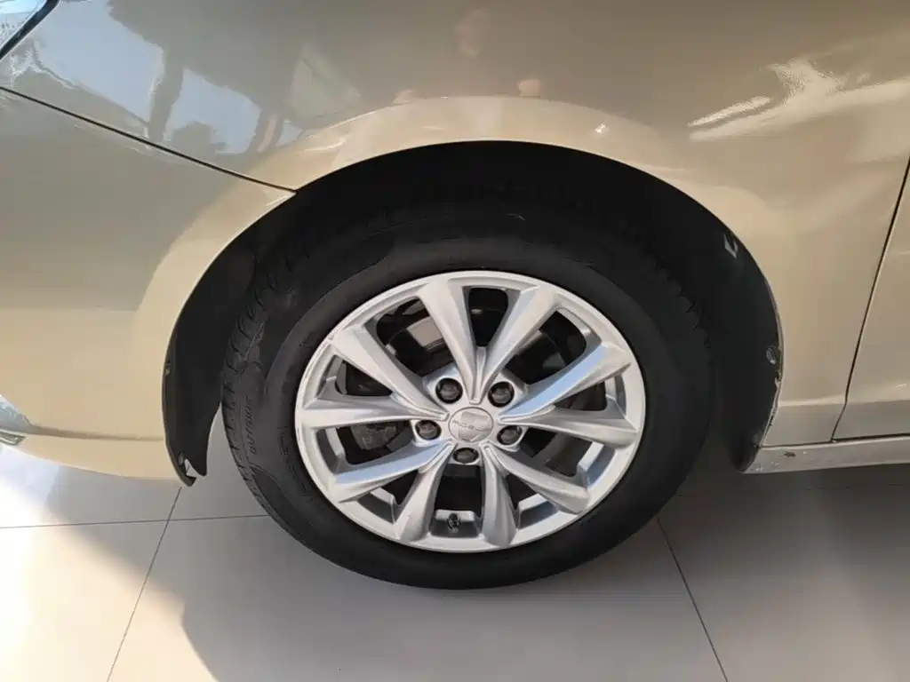 Roewe i5 — миниатюра 23