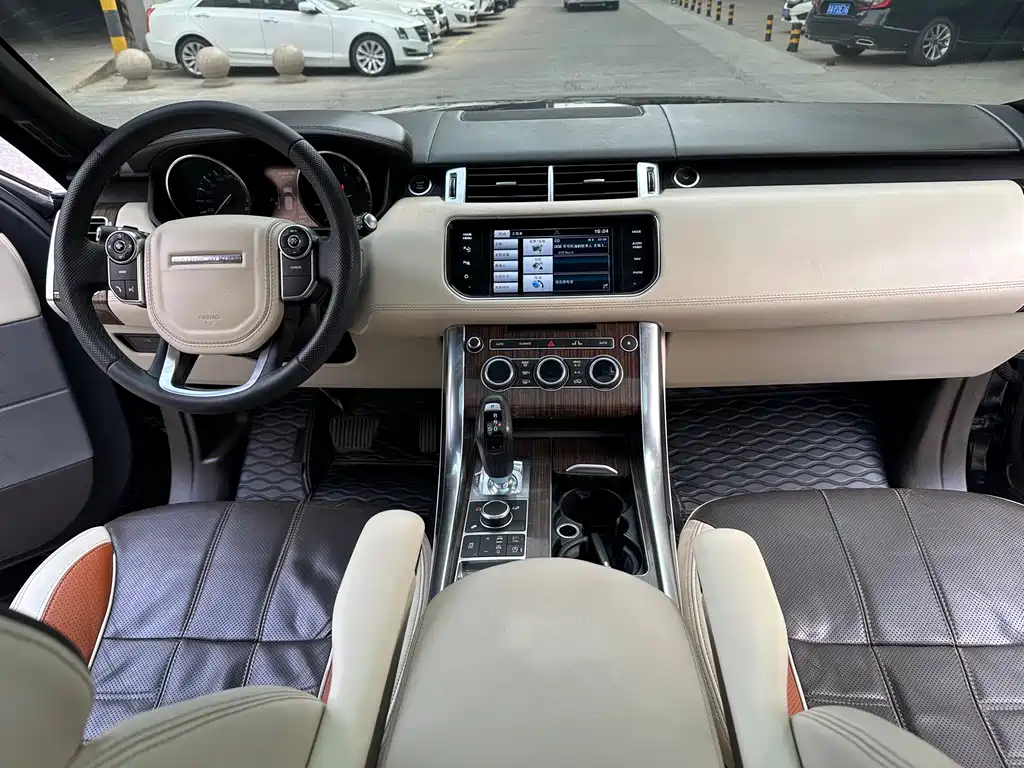 Land Rover Range Rover Sport 2014 3.0 SC V6 HSE DYNAMIC