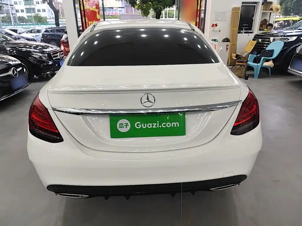 Mercedes-Benz C-Class — миниатюра 6
