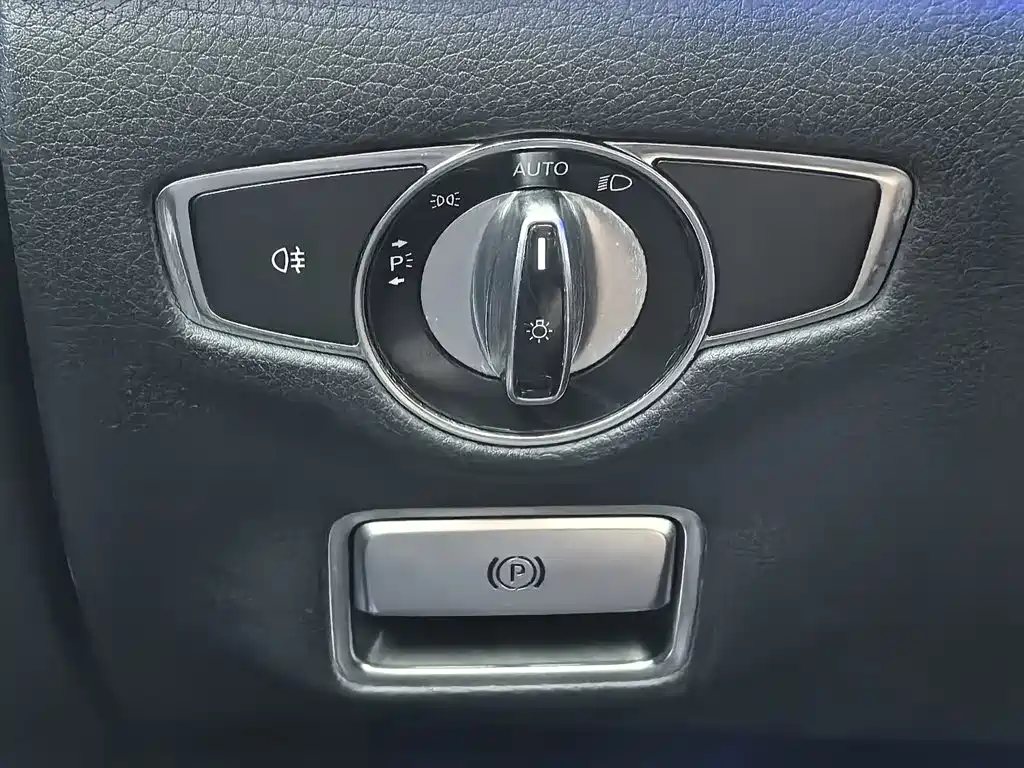 Mercedes-Benz S-Class — миниатюра 21