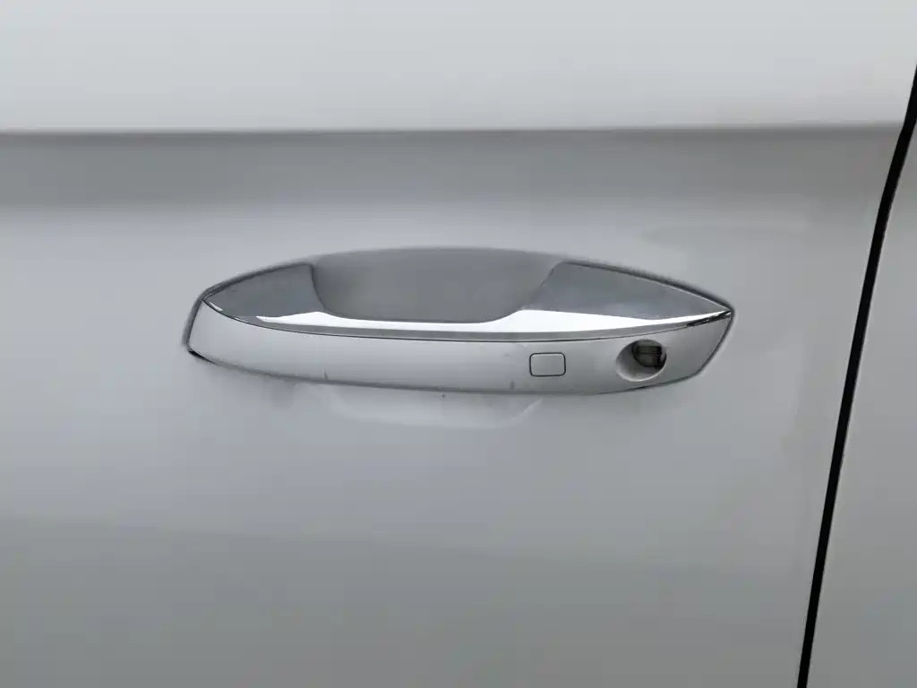BYD PLUS — миниатюра 18