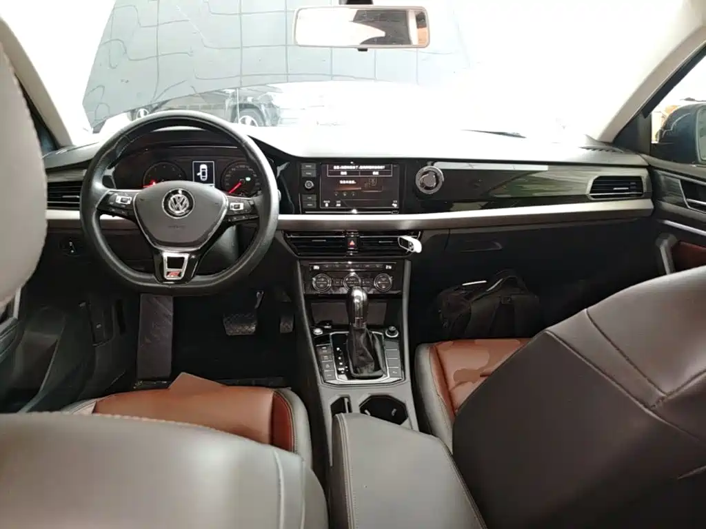 Volkswagen Lavida — миниатюра 10
