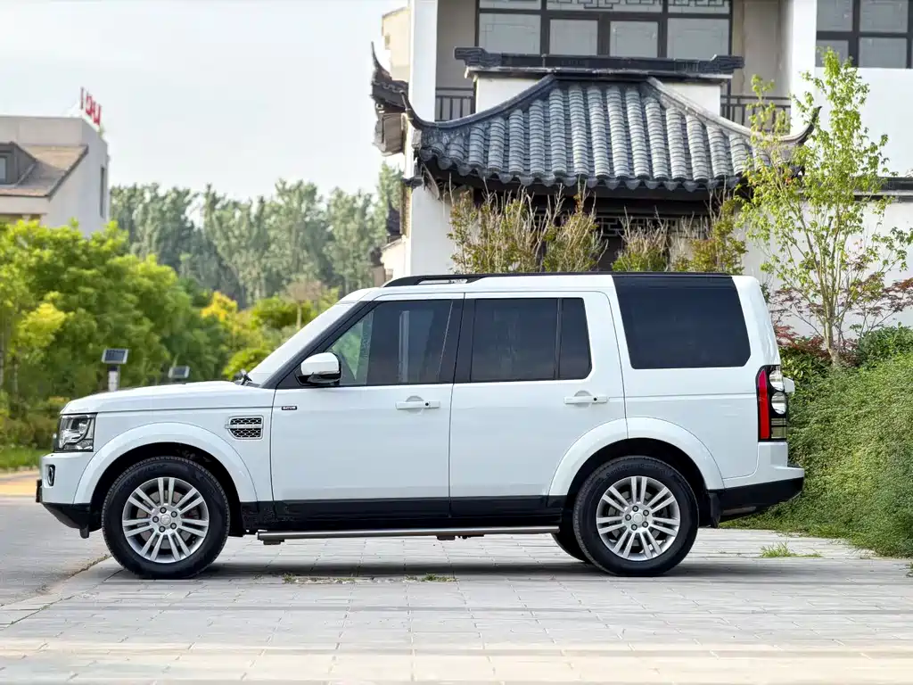 Land Rover Discovery 2016 3.0 SC V6 HSE
