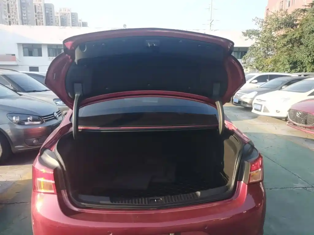 Buick Verano — миниатюра 19