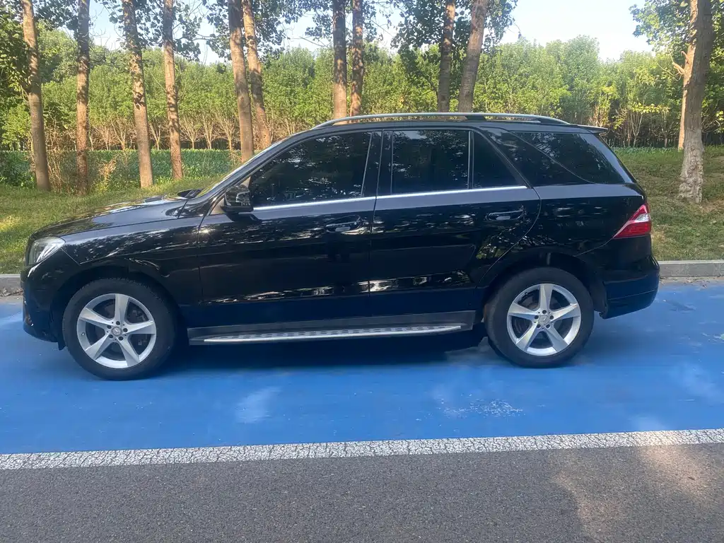 Mercedes-Benz M-Class — миниатюра 4
