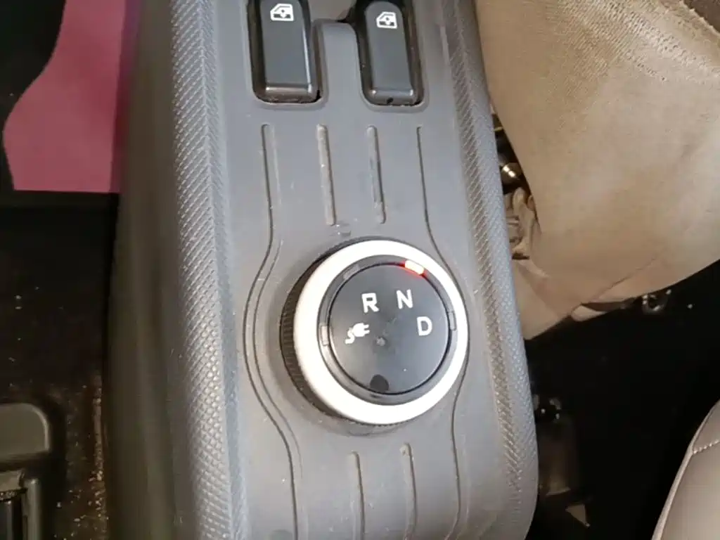Wuling MINIEV — миниатюра 14