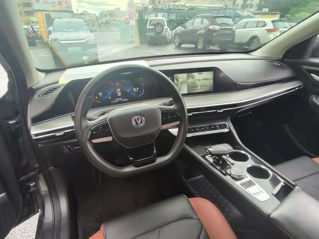 Changan Eado 2023 Enjoy PLUS NE 1.4T GDI DCT Luxury
