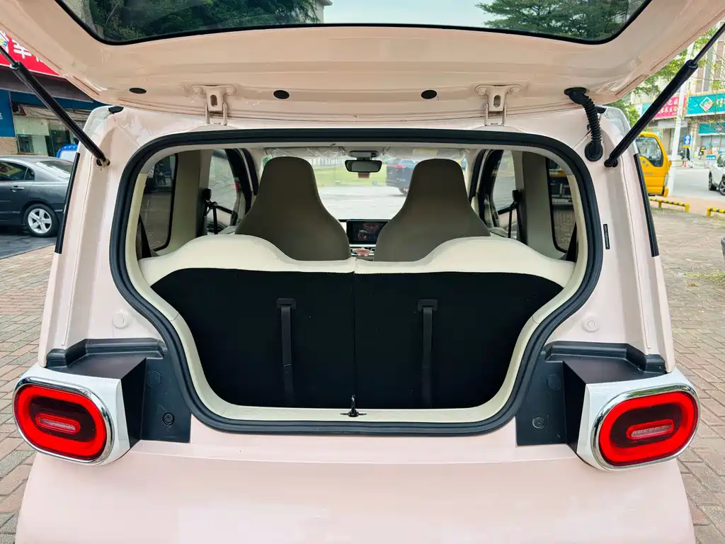 Wuling MINIEV — миниатюра 14
