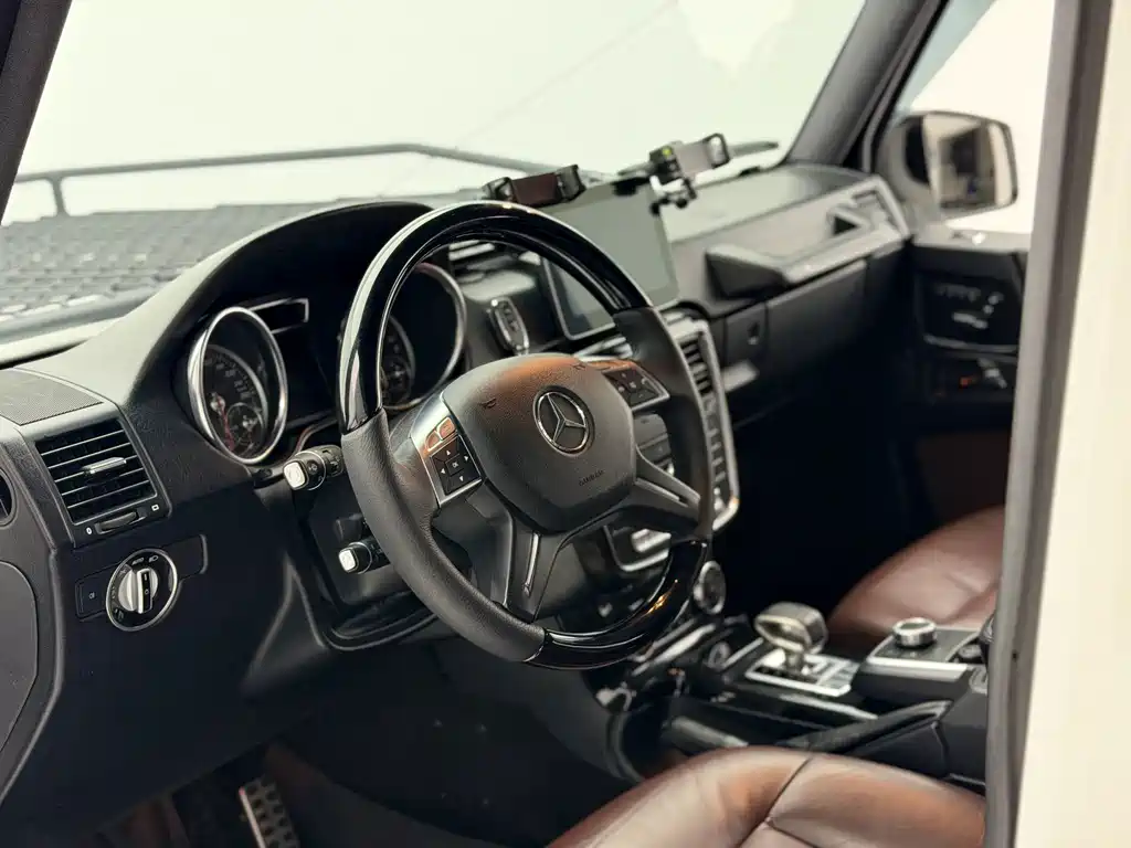 Mercedes-Benz G-Class — миниатюра 7