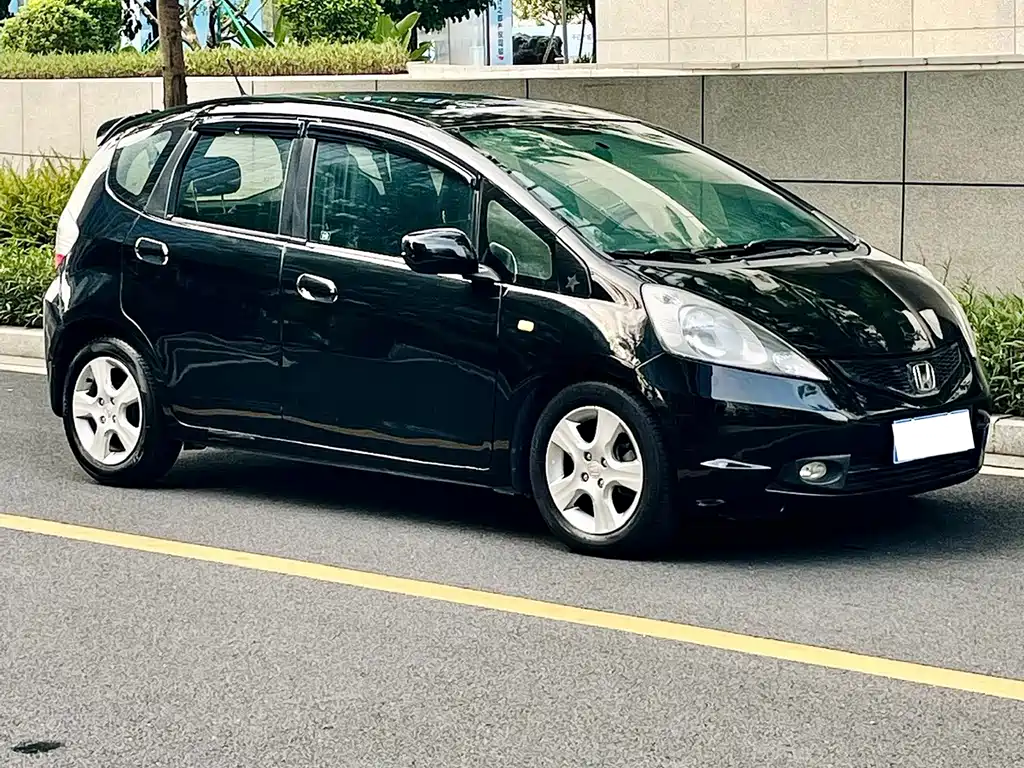 Honda Fit — миниатюра 4