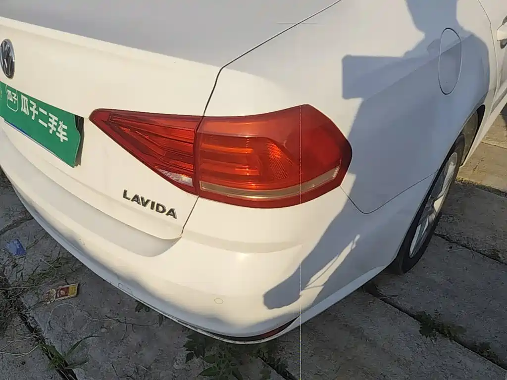 Volkswagen Lavida — миниатюра 8