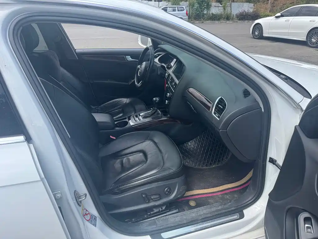 Audi A4L — миниатюра 13