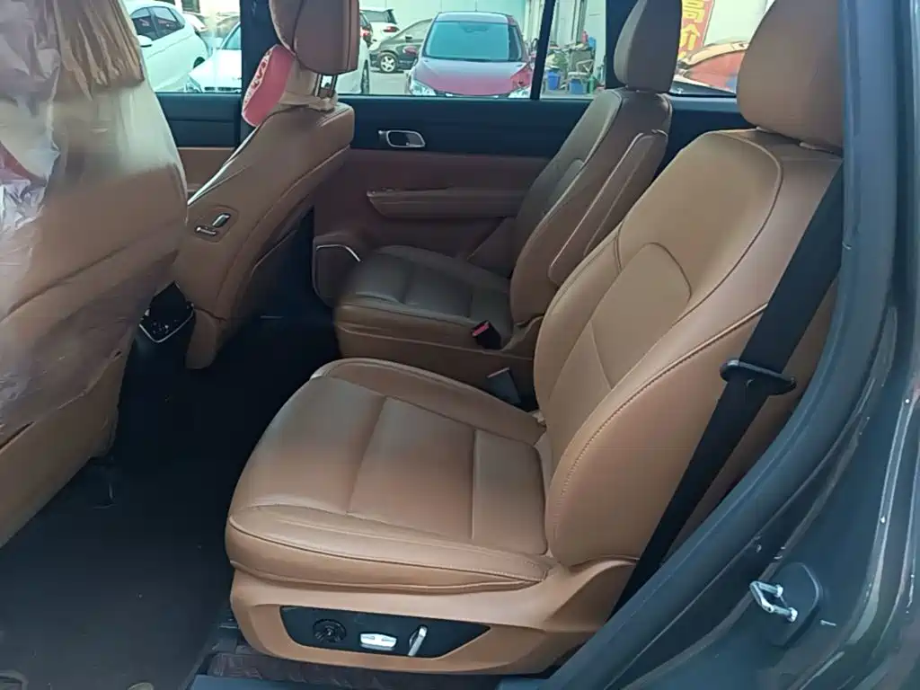 Li Auto Li ONE — миниатюра 17