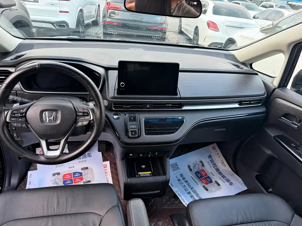 Honda Elysion — миниатюра 4