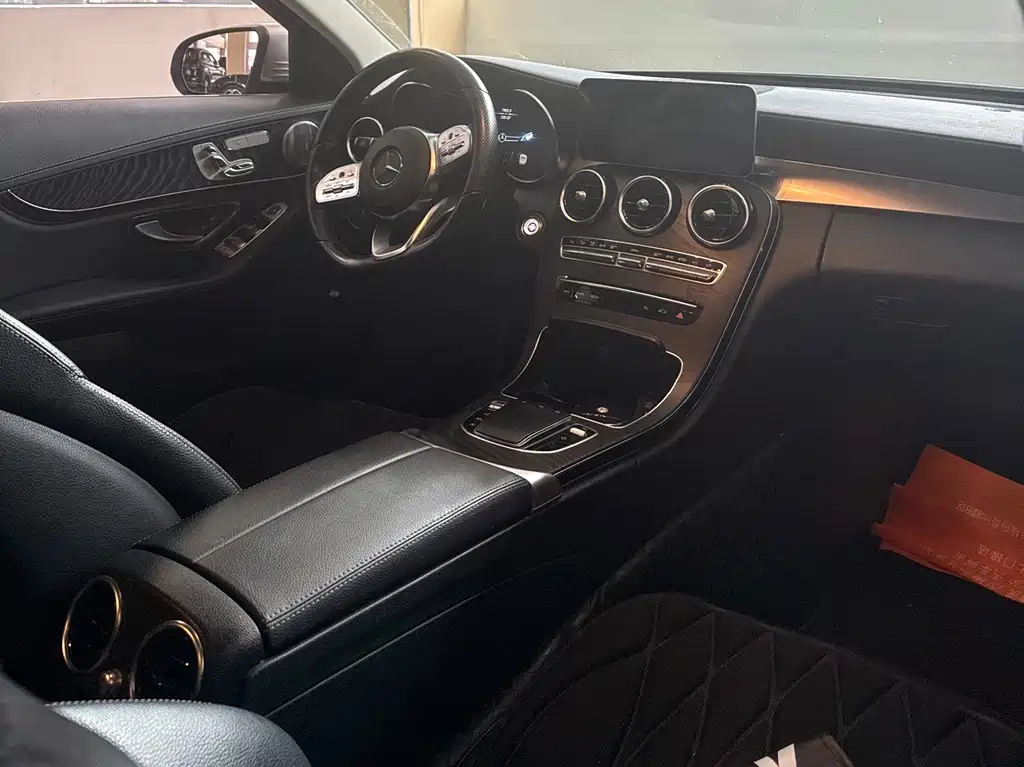 Mercedes-Benz C-Class — миниатюра 9
