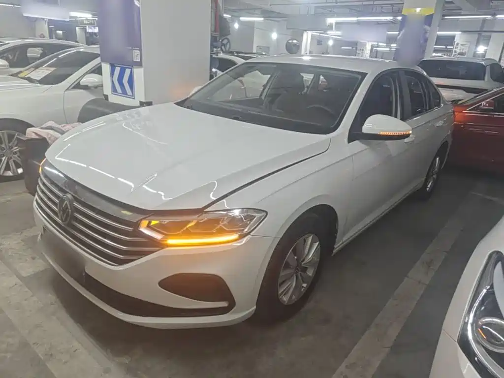 Volkswagen Lavida — миниатюра 2