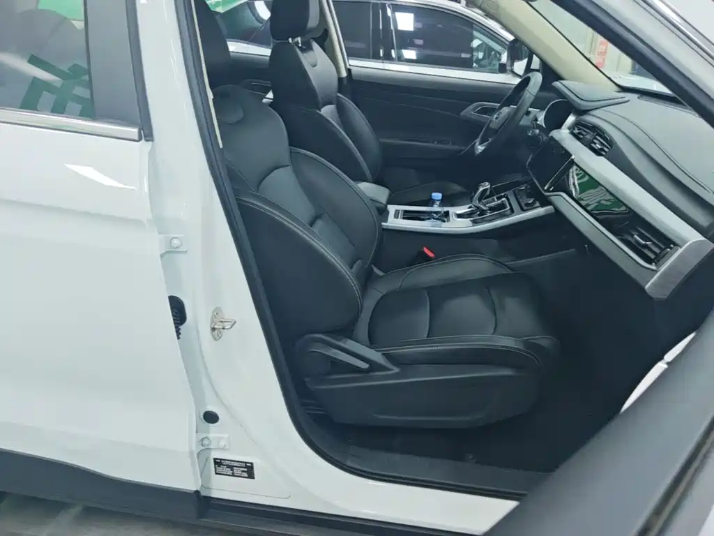 Geely Boyue — миниатюра 25