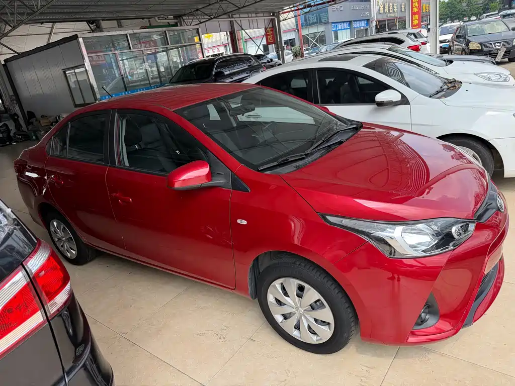 Toyota Yaris L — миниатюра 6