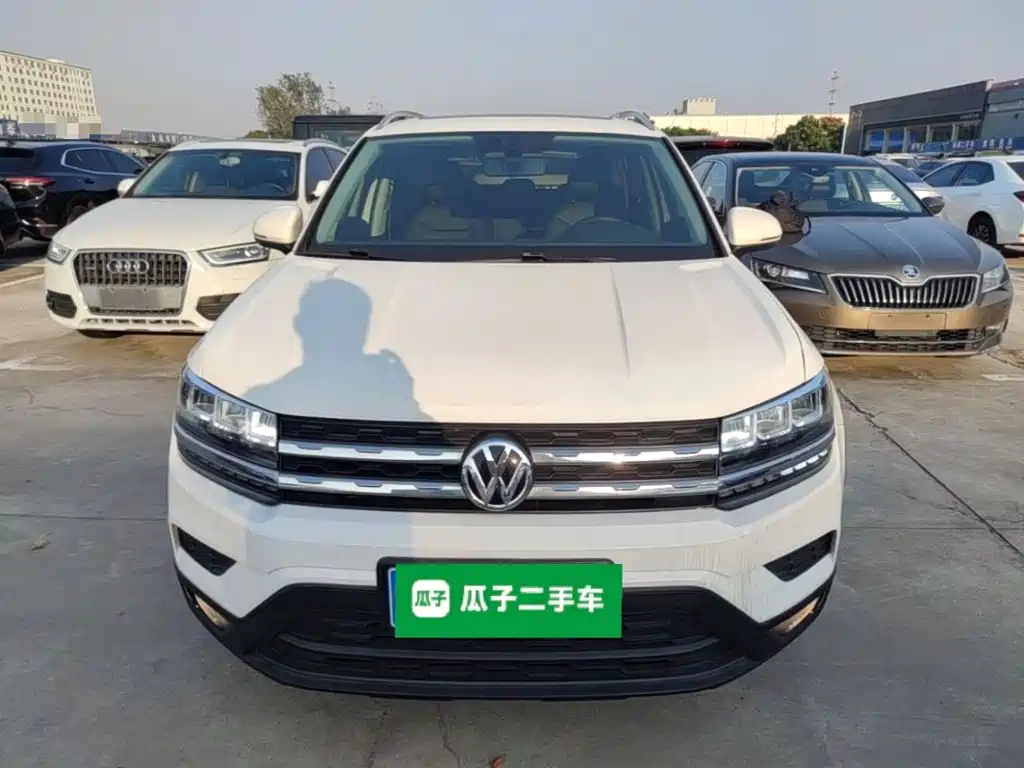 Volkswagen Tharu — миниатюра 3