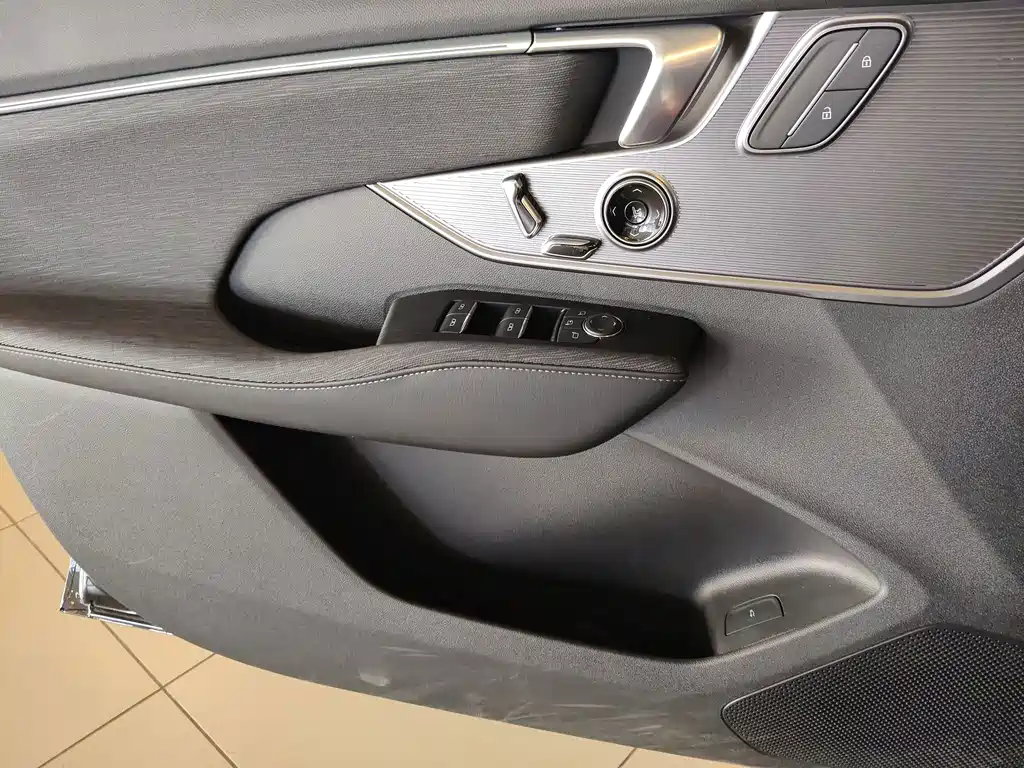 Buick LaCrosse — миниатюра 19