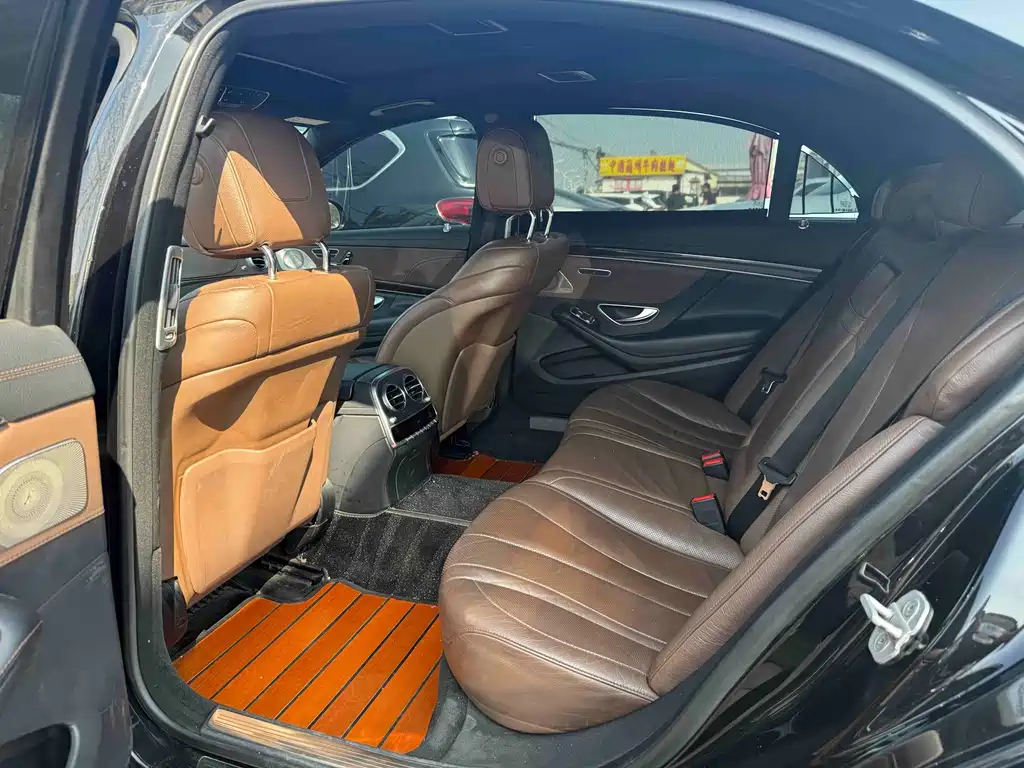 Mercedes-Benz S-Class — миниатюра 5