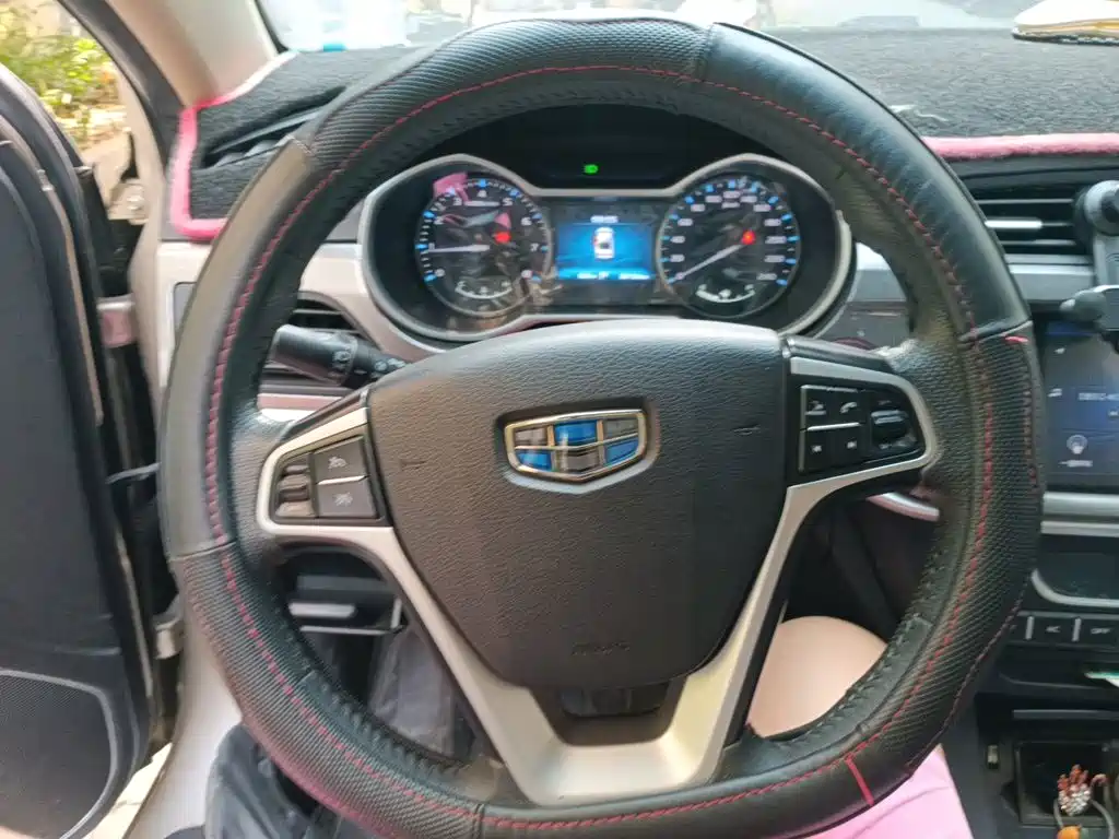 Geely Emgrand — миниатюра 3