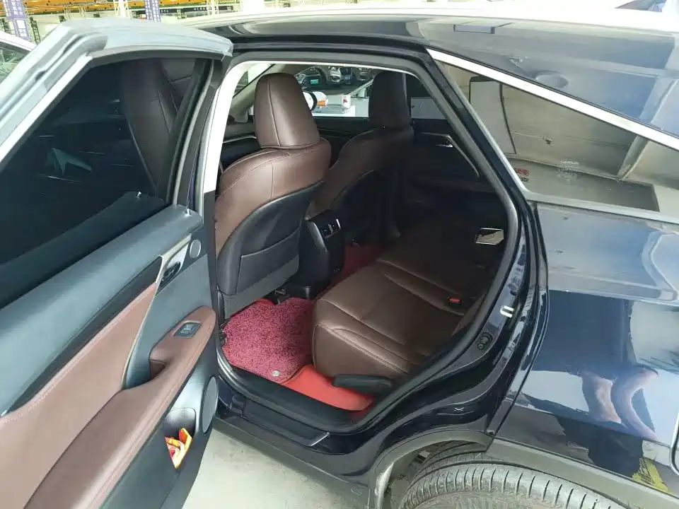 Lexus RX — миниатюра 6