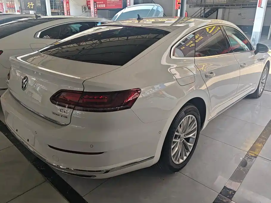 Volkswagen CC — миниатюра 3