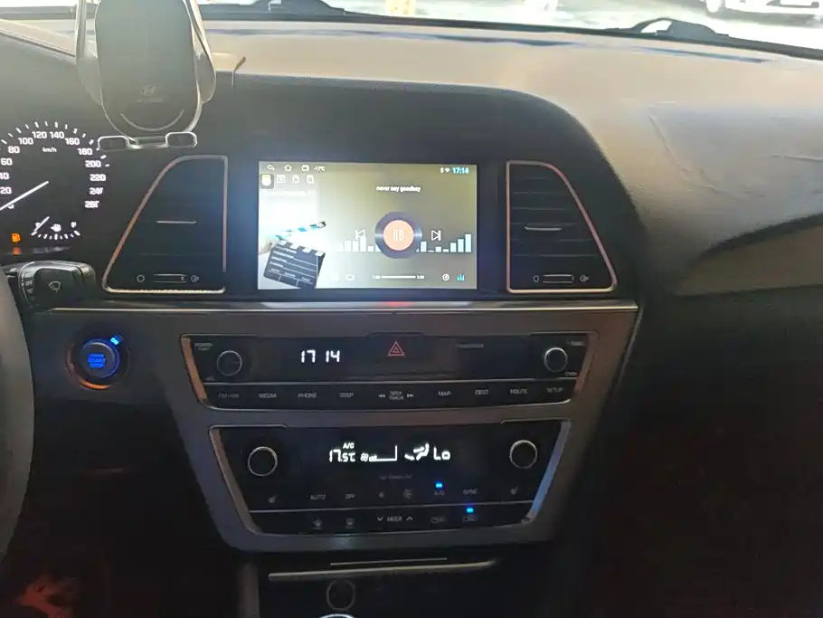 Hyundai Sonata — миниатюра 13