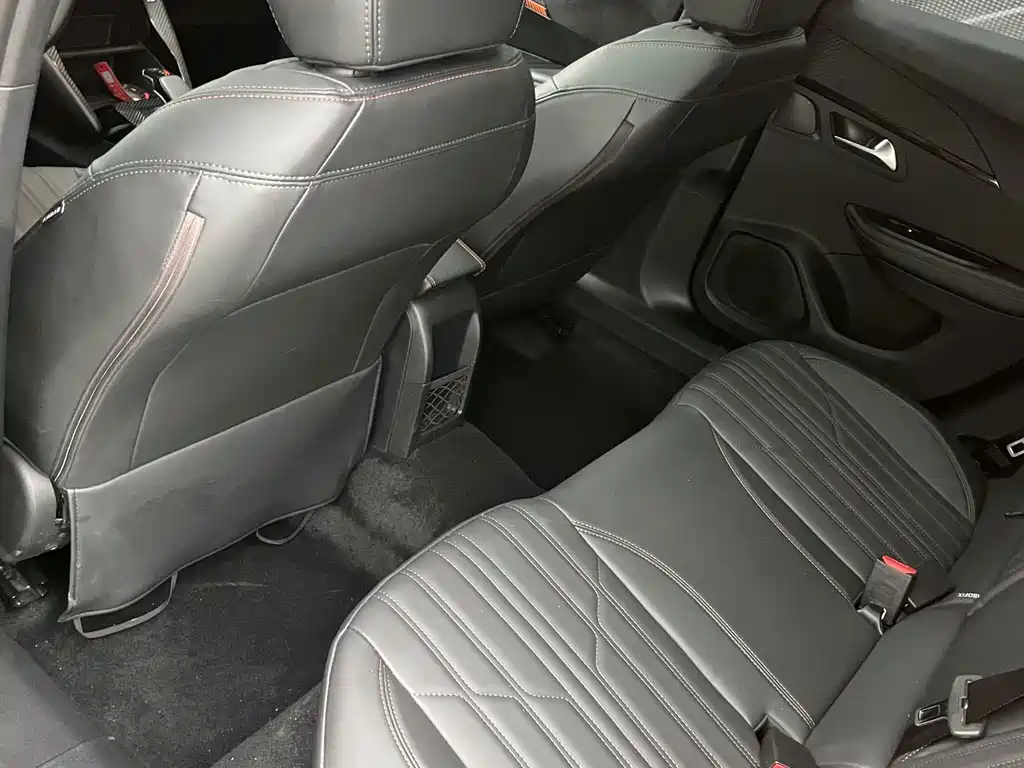 Peugeot 2008 — миниатюра 20