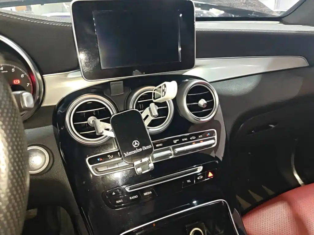 Mercedes-Benz GLC Coupe — миниатюра 13