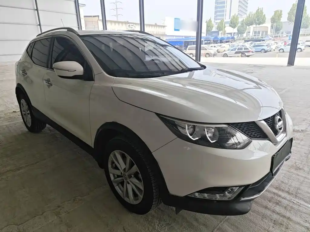 Nissan Qashqai — миниатюра 4