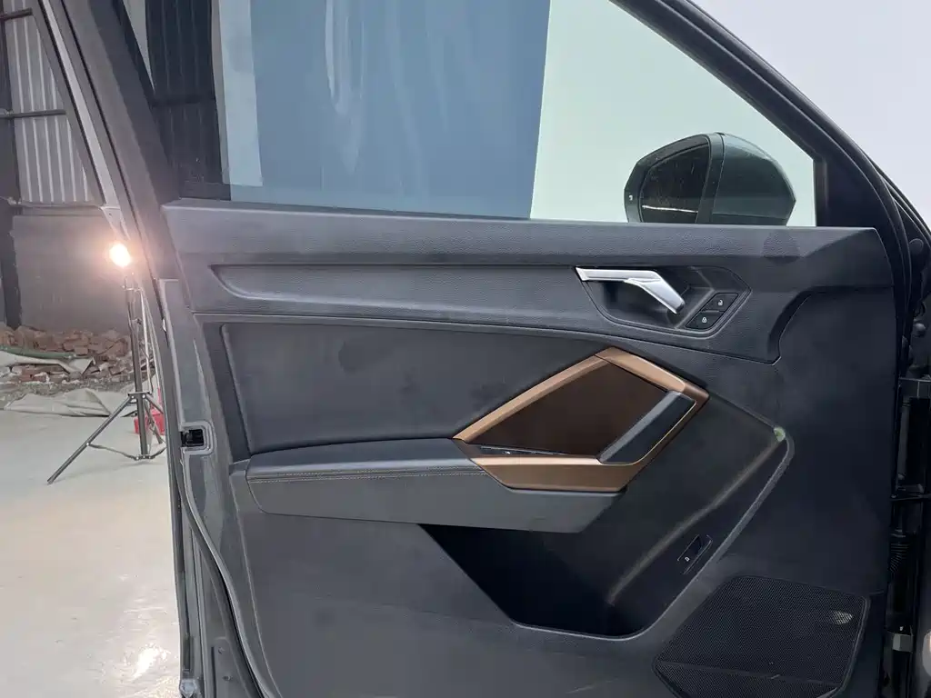 Audi Q3 — миниатюра 15
