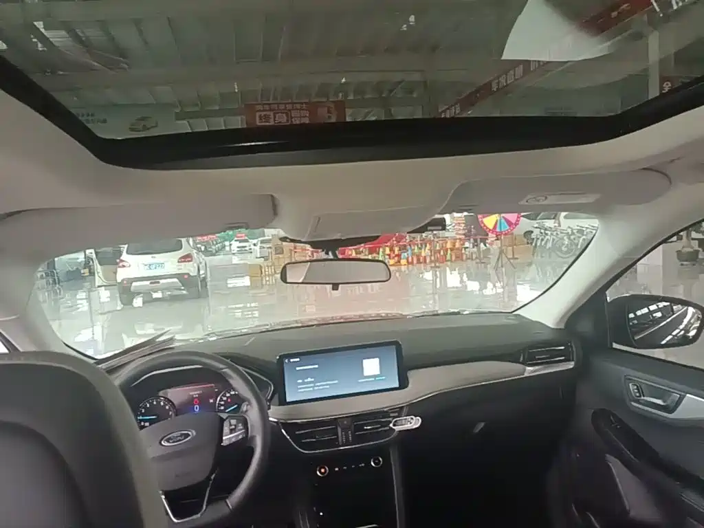 Ford Escape — миниатюра 18