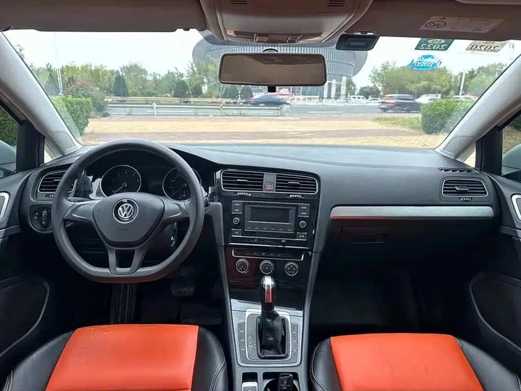 Volkswagen Golf — миниатюра 9