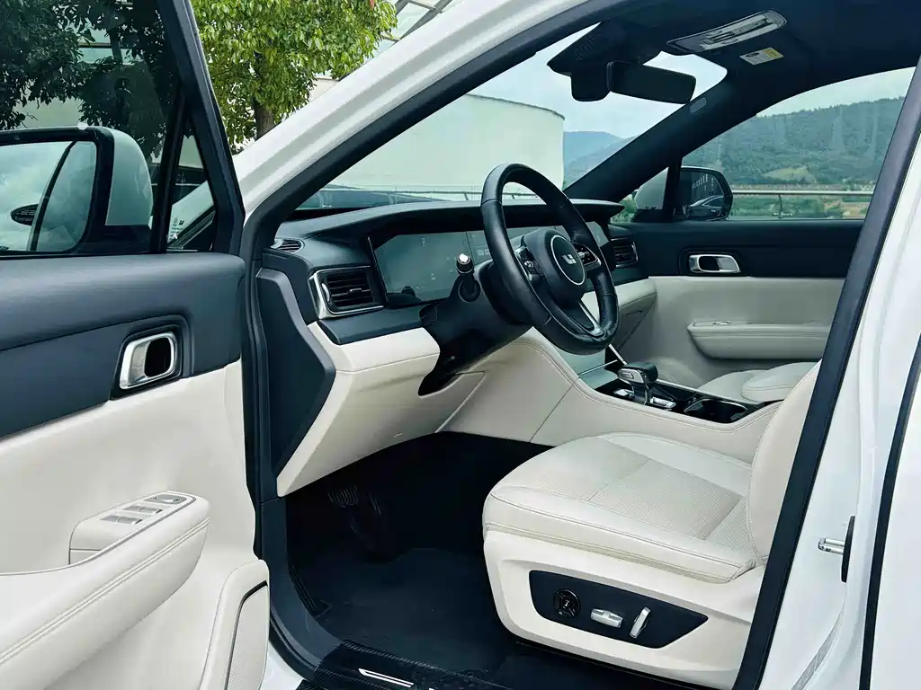 Li Auto Li ONE — миниатюра 4