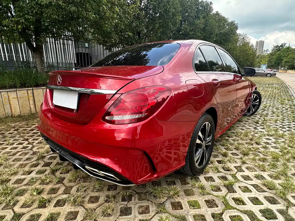 Mercedes-Benz C-Class — миниатюра 9