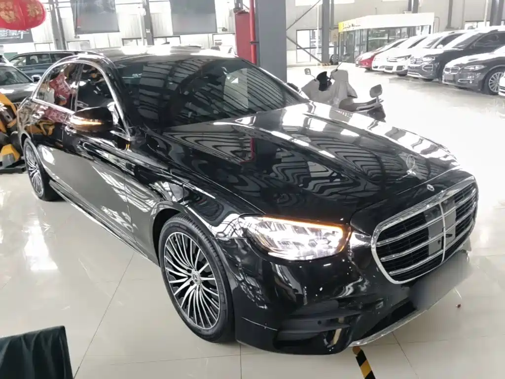 Mercedes-Benz E-Class — миниатюра 4